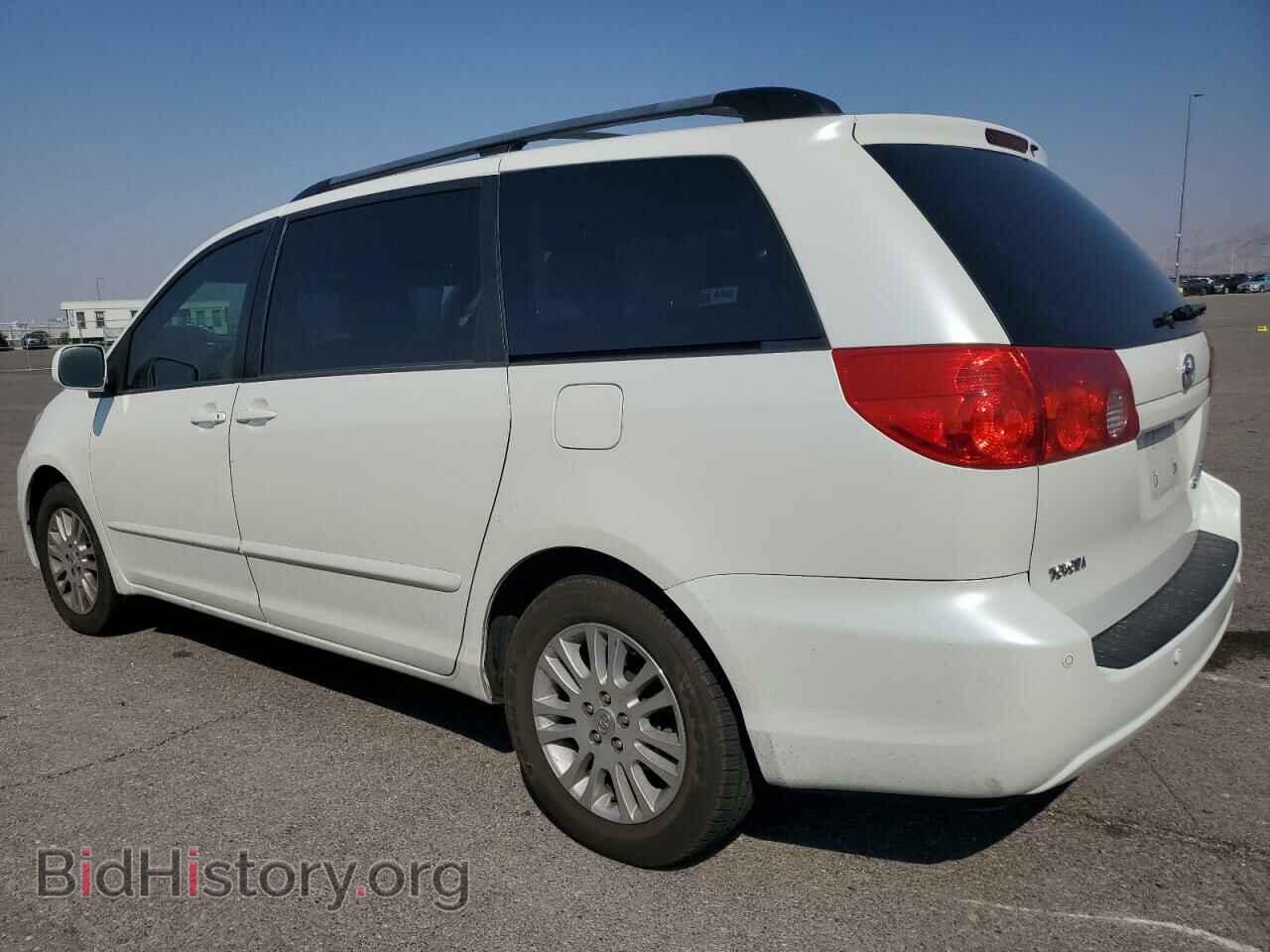 2010 TOYOTA All Models - VIN: 5TDYK4CC8AS330669 - Фото 2
