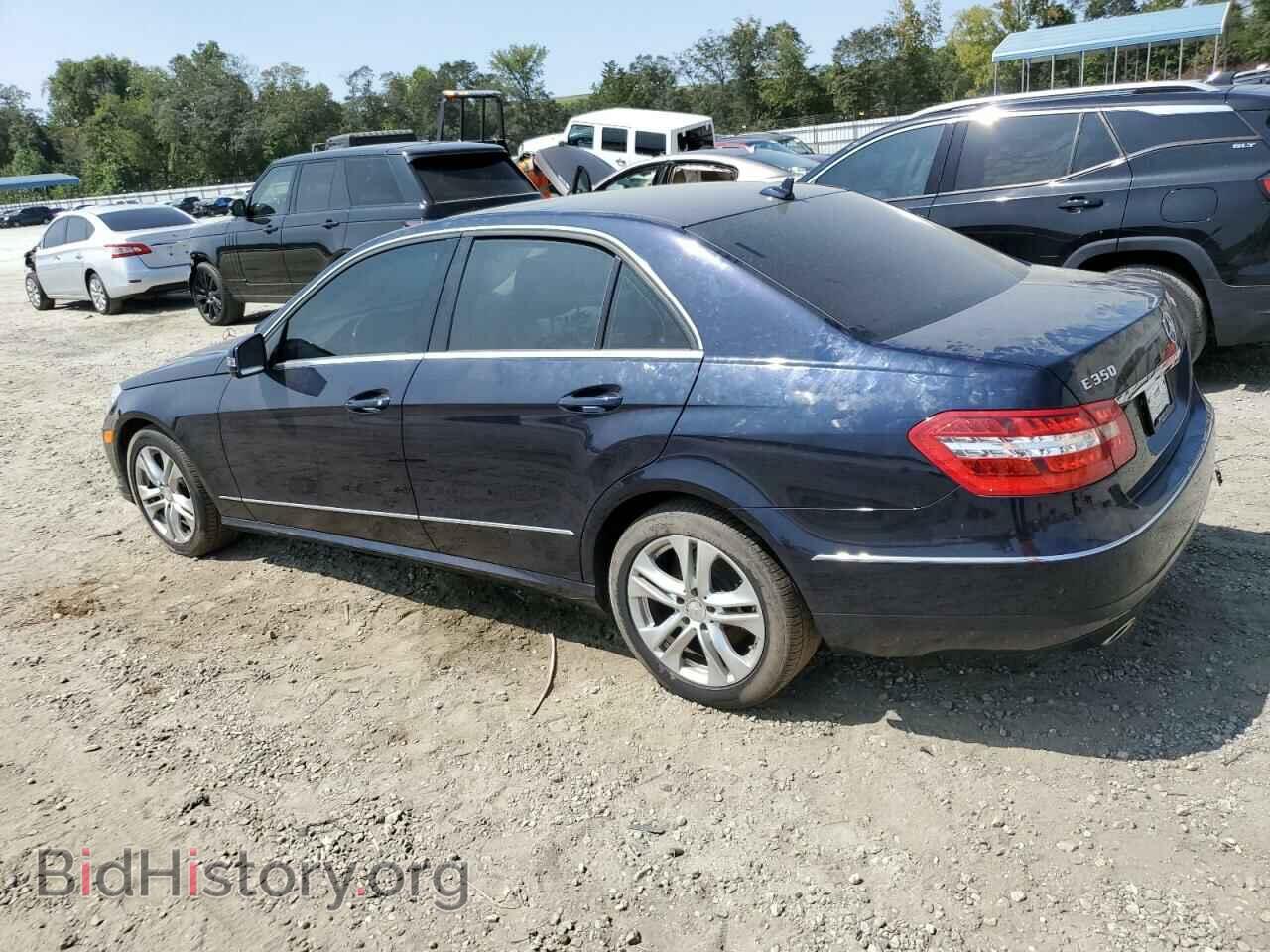 2011 MERCEDES-BENZ E-CLASS - VIN: WDDHF8HB6BA516002 - Фото 2