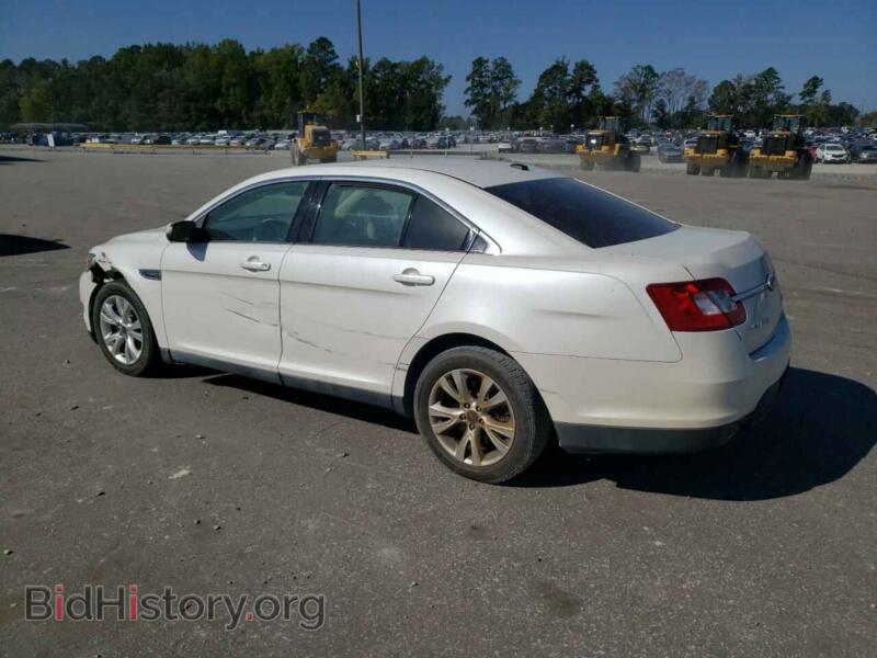 2011 Ford TAURUS (VIN 1FAHP2EW6BG113698) — фото 2 из 12