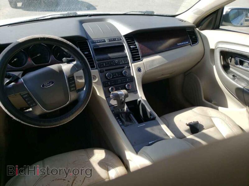 2011 Ford TAURUS (VIN 1FAHP2EW6BG113698) — фото 8 из 12