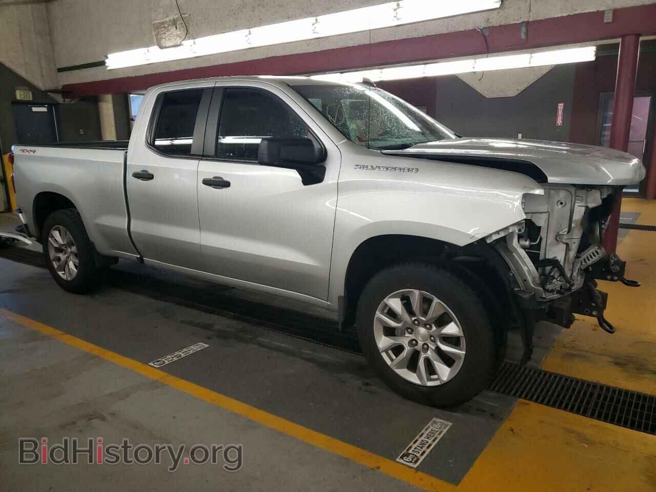 2020 CHEVROLET SILVERADO - VIN: 1GCRYBEH6LZ142332 - Фото 4