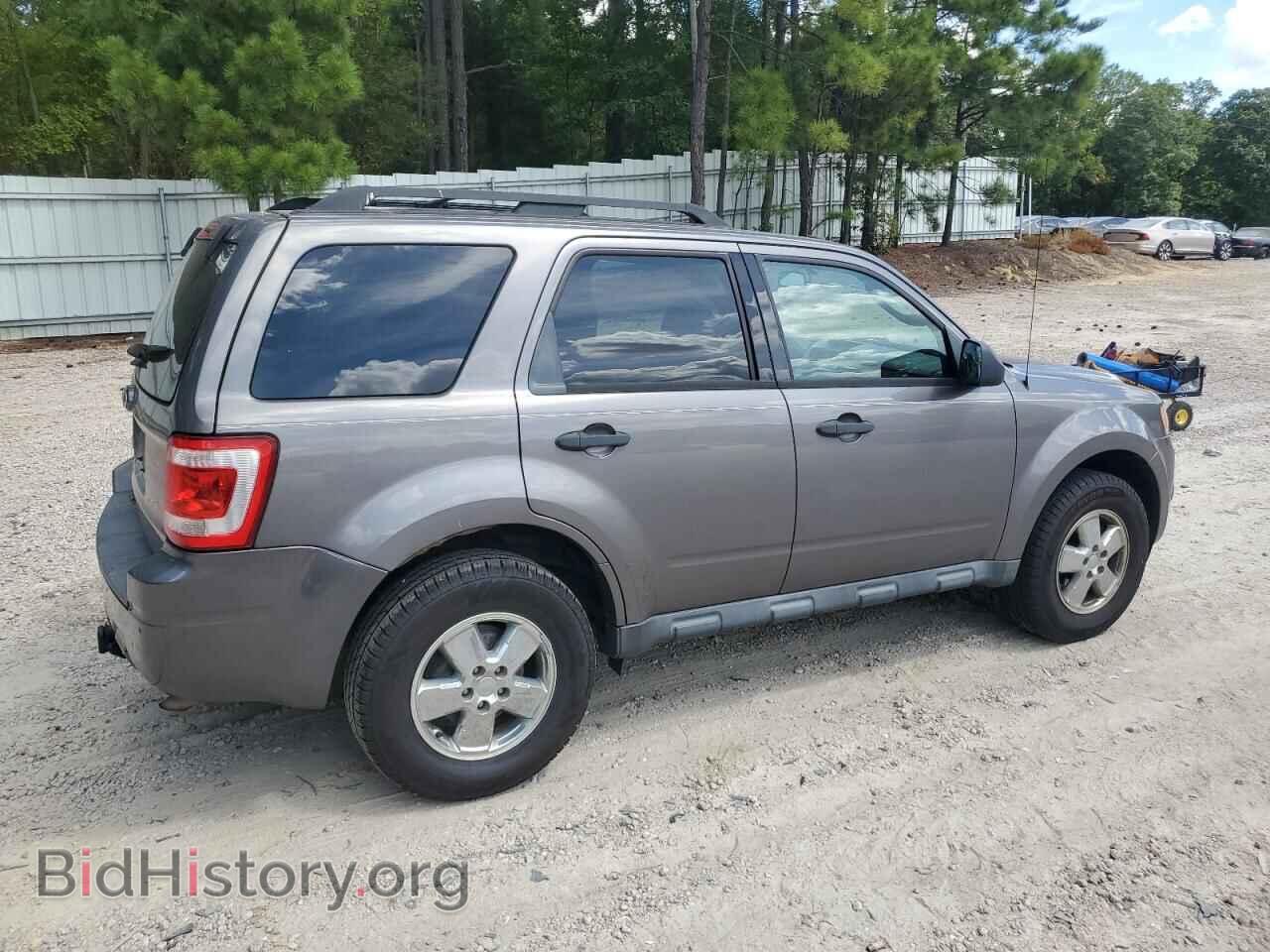 2011 FORD ESCAPE - VIN: 1FMCU0D70BKB71147 - Фото 3