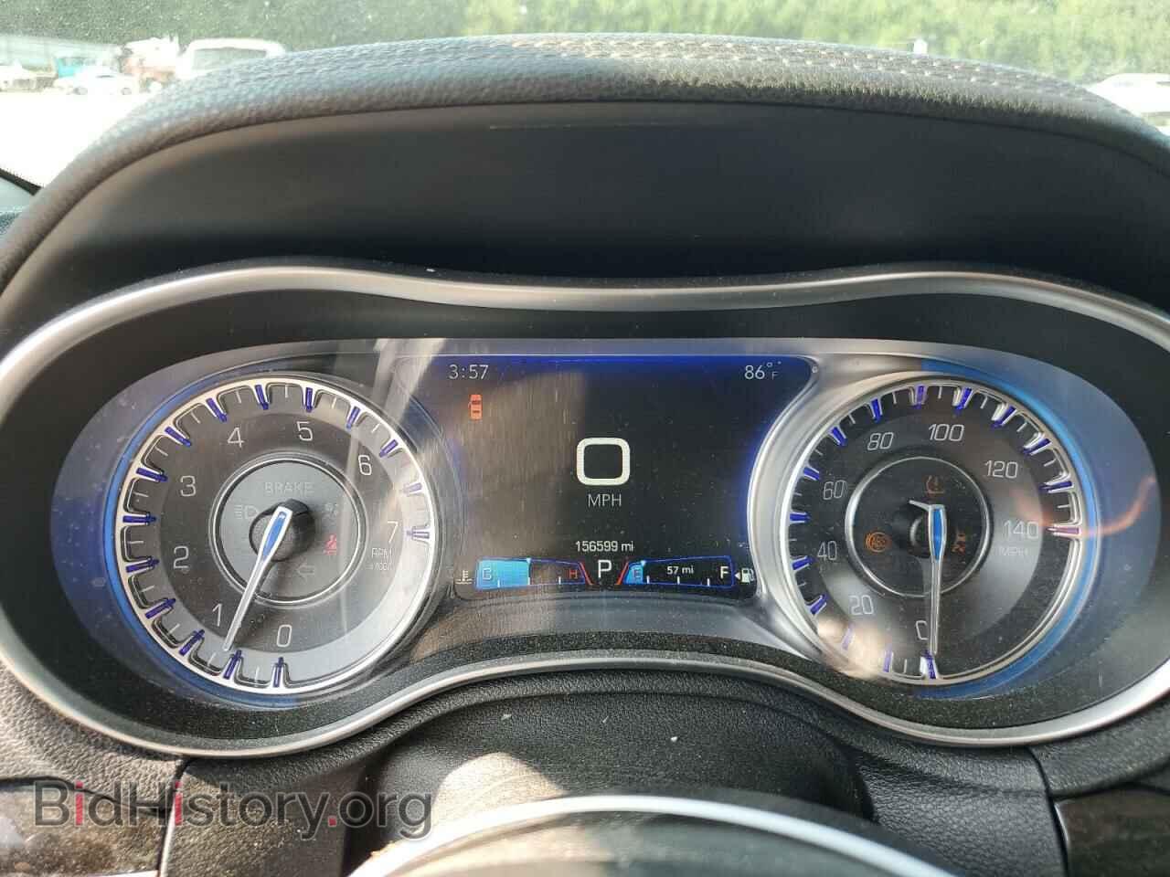 2016 CHRYSLER 300 - VIN: 2C3CCAEG1GH343295 - Фото 9