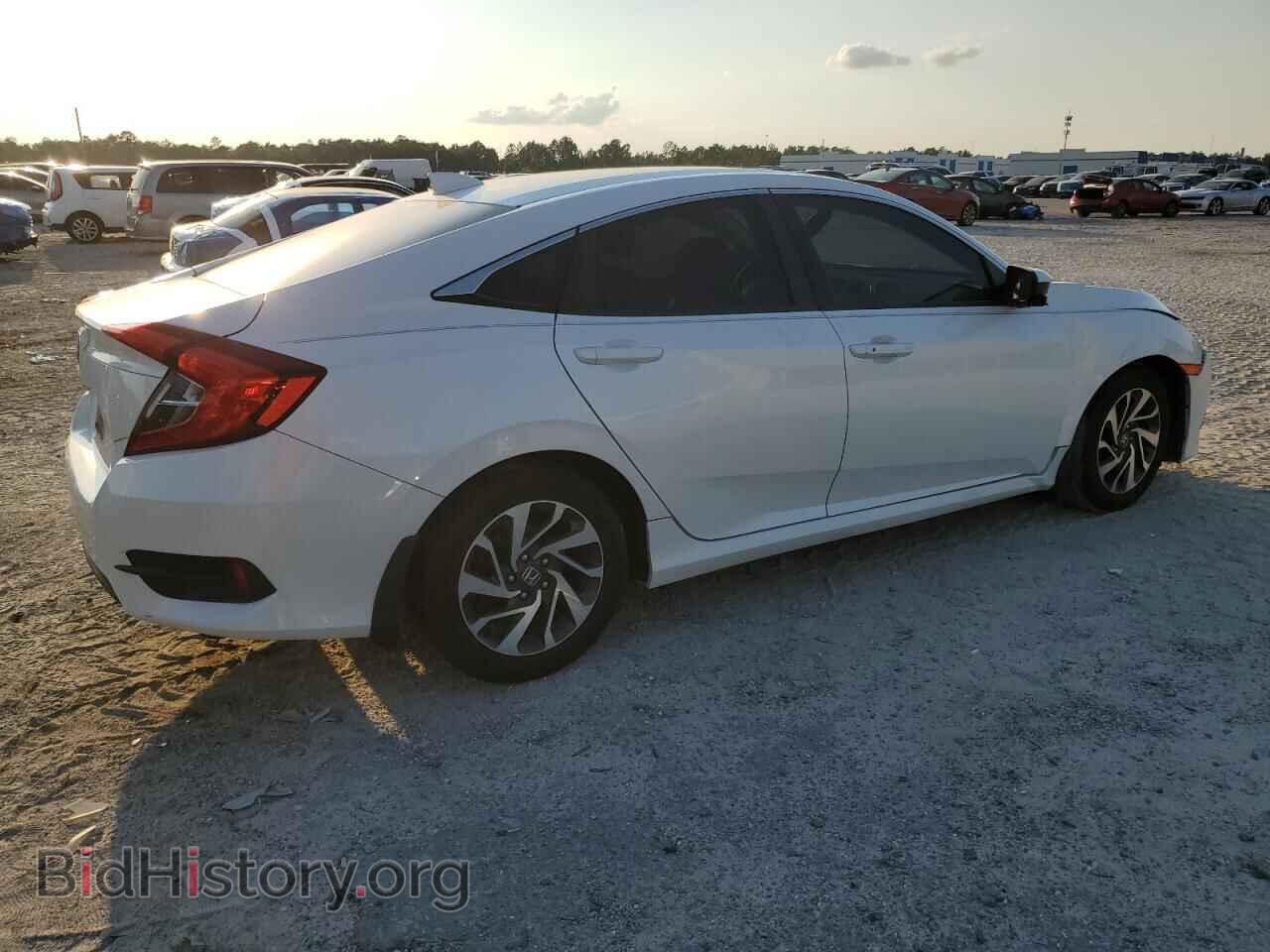 2017 HONDA CIVIC - VIN: 19XFC2F85HE061955 - Фото 3