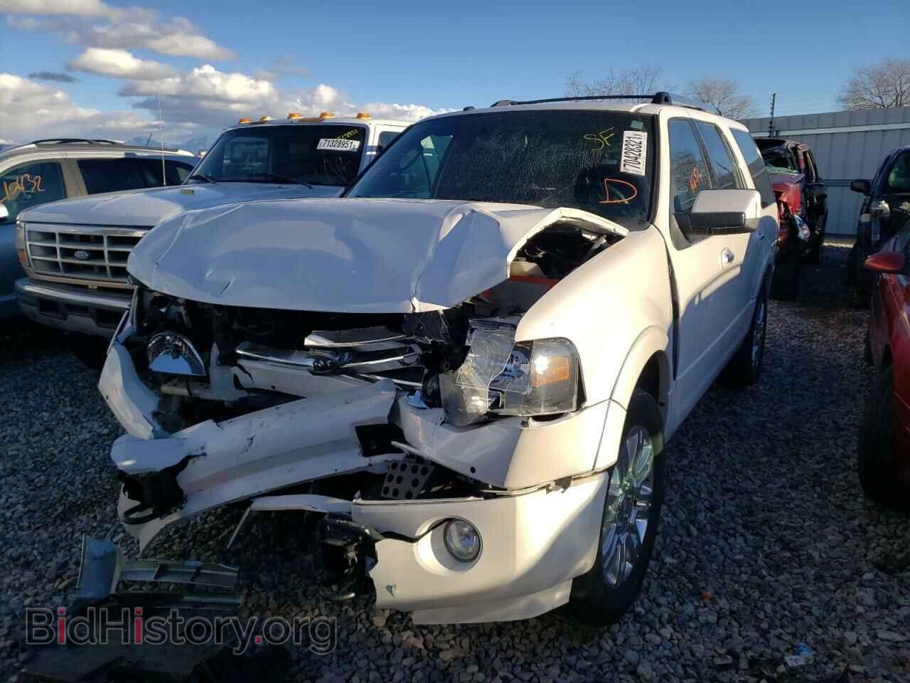 2013 FORD EXPEDITION - VIN: 1FMJU2A59DEF12150 - Фото 2