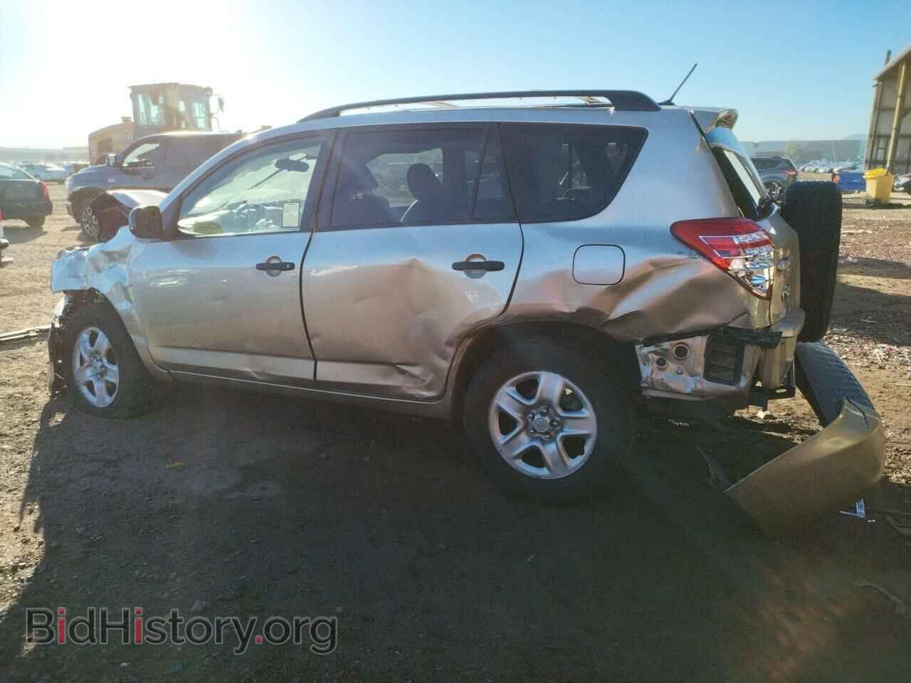2010 TOYOTA RAV4 - VIN: JTMZF4DV8A5015093 - Фото 2
