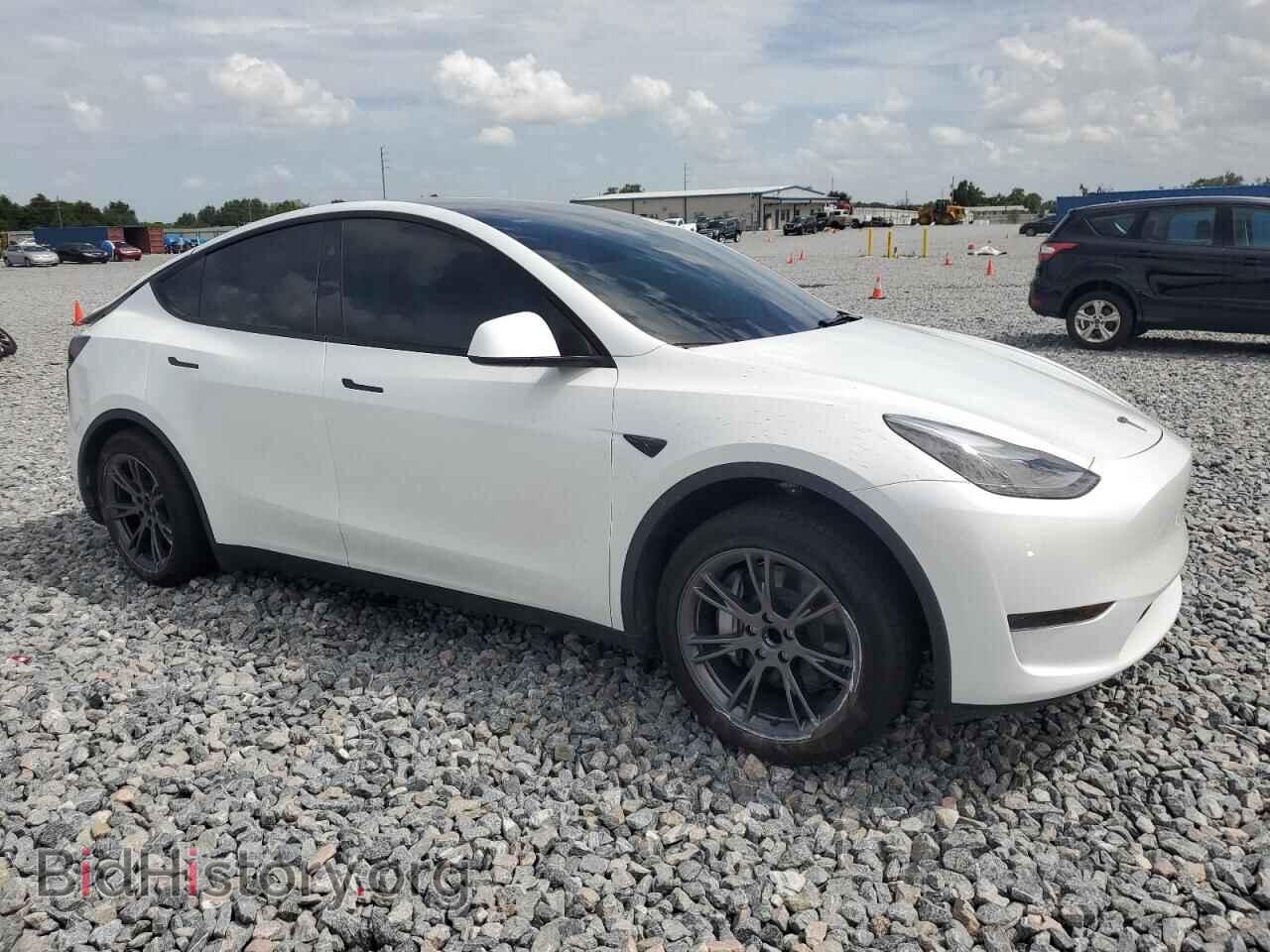 2025 TESLA MODEL Y - VIN: 7SAYGDED2SA376351 - Photo 4