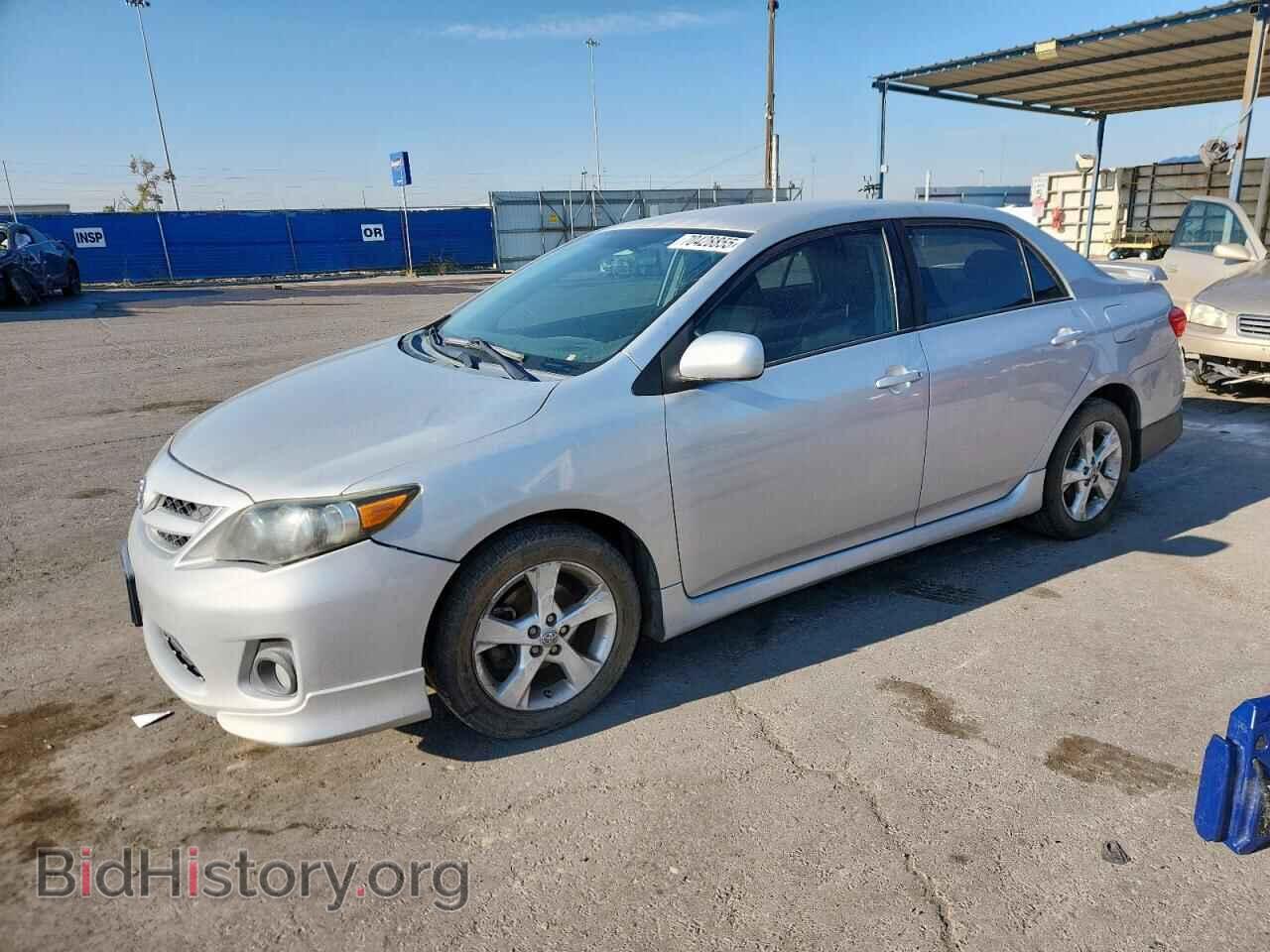 Photo 2T1BU4EE3BC710964 - TOYOTA COROLLA 2011