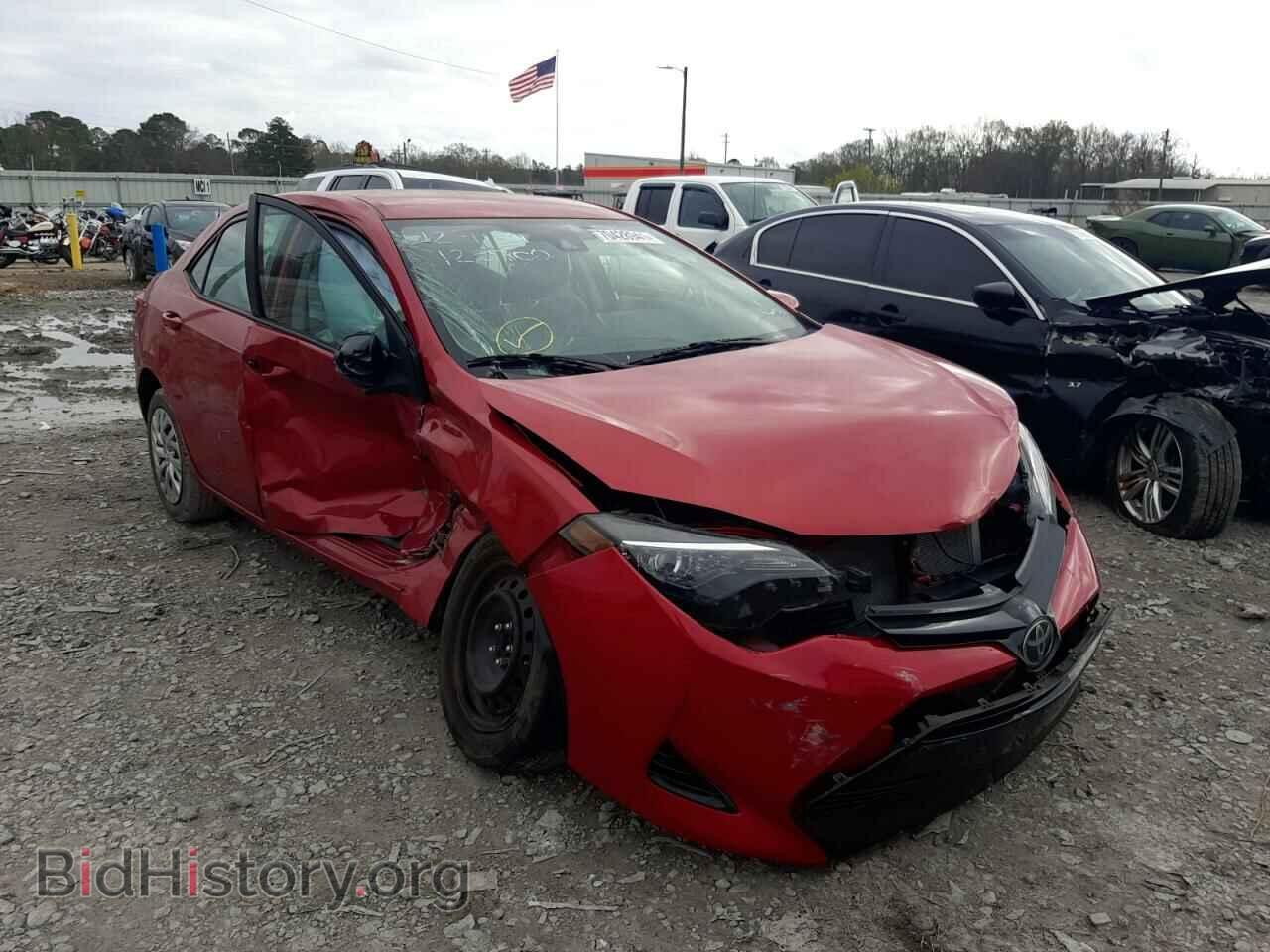 Photo 5YFBURHE4HP695232 - TOYOTA COROLLA 2017