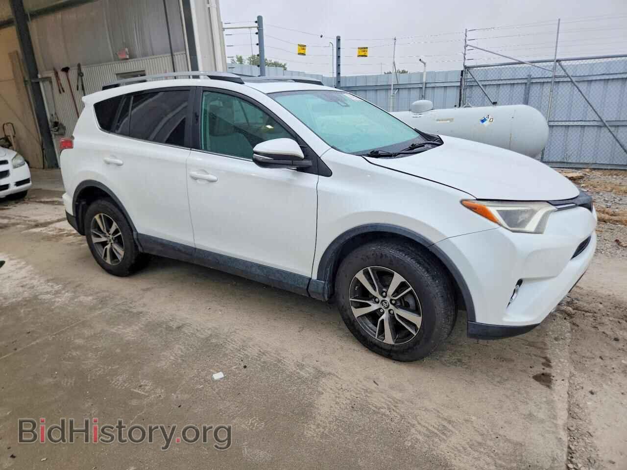 2017 TOYOTA RAV4 - VIN: 2T3RFREV8HW556708 - Photo 4