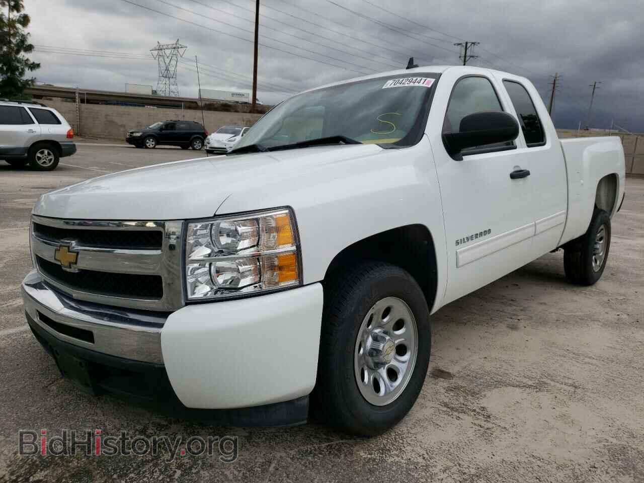 2011 CHEVROLET SILVERADO - VIN: 1GCRCREA4BZ100752 - Фото 2