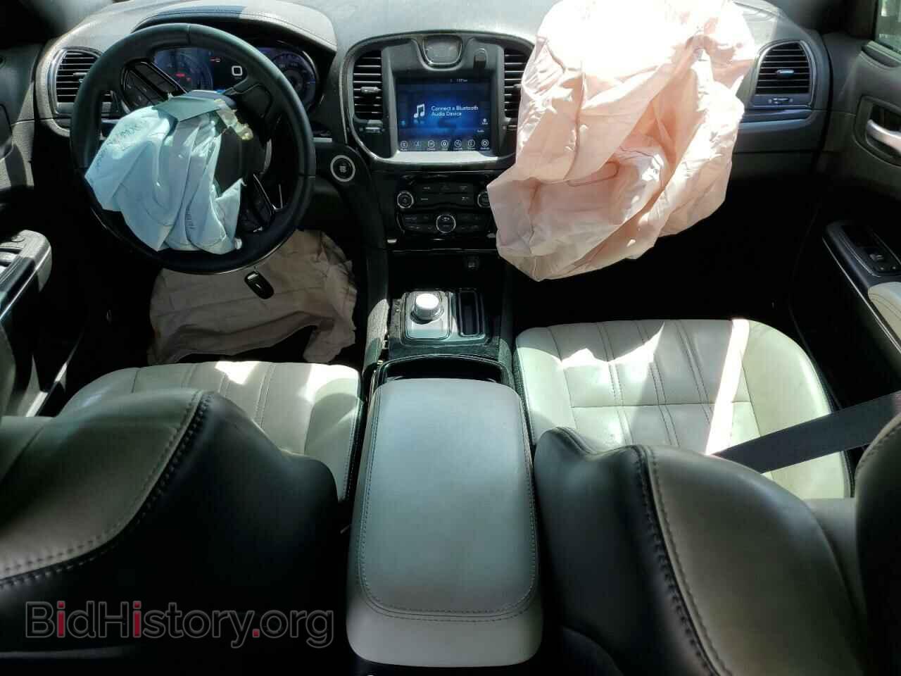 2017 CHRYSLER 300 - VIN: 2C3CCABG4HH596990 - Фото 8