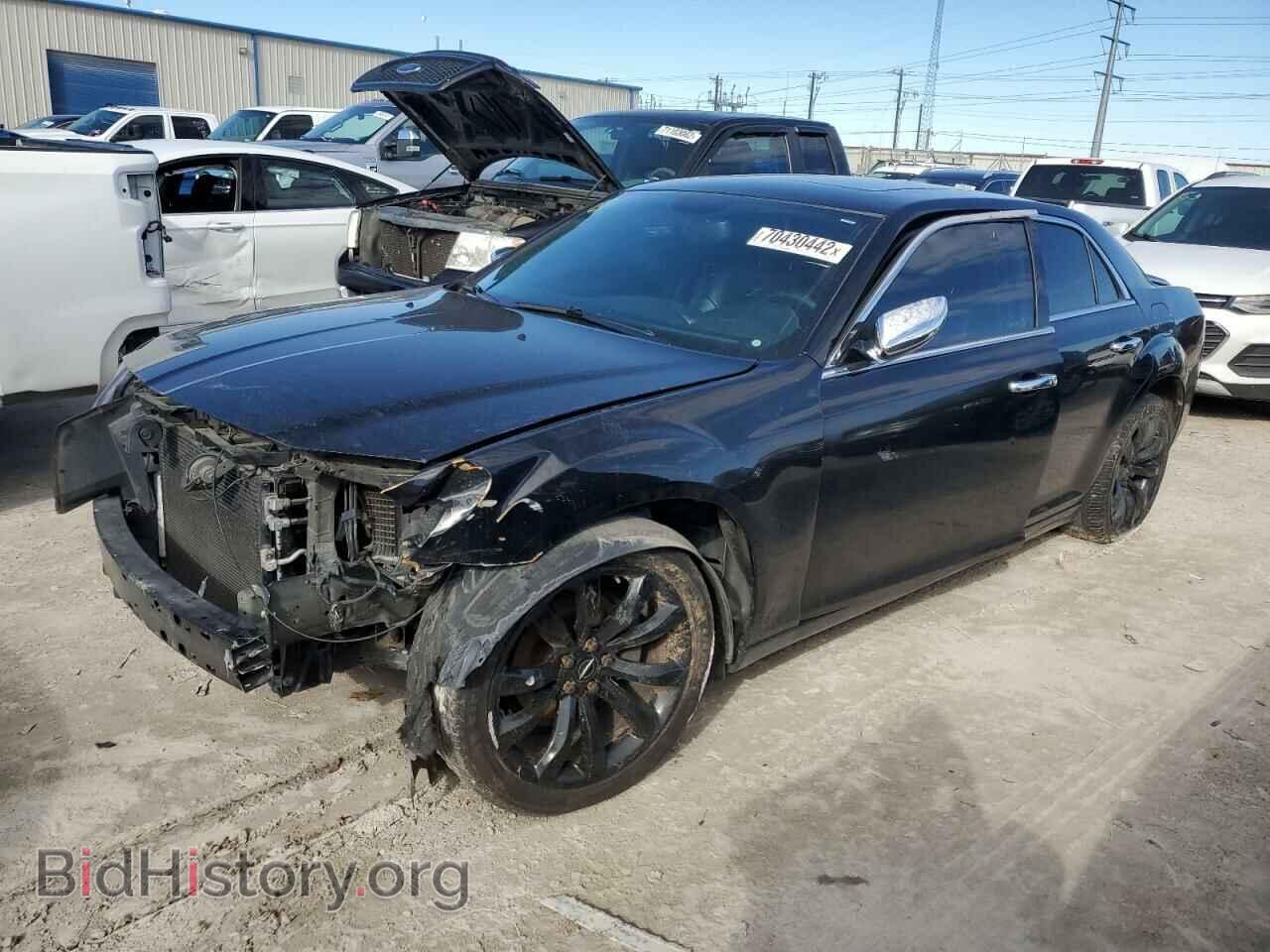 Фотография 2C3CCABG9EH355213 - CHRYSLER 300 2014