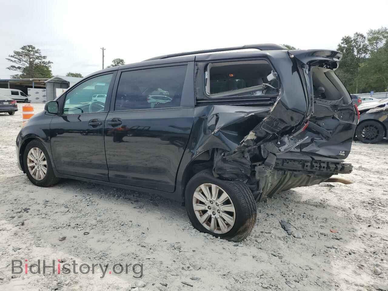 2011 TOYOTA All Models - VIN: 5TDJK3DC1BS022867 - Фото 2