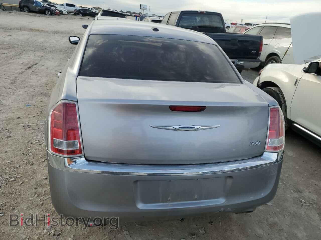 2013 CHRYSLER 300 - VIN: 2C3CCAAG1DH573324 - Фото 6