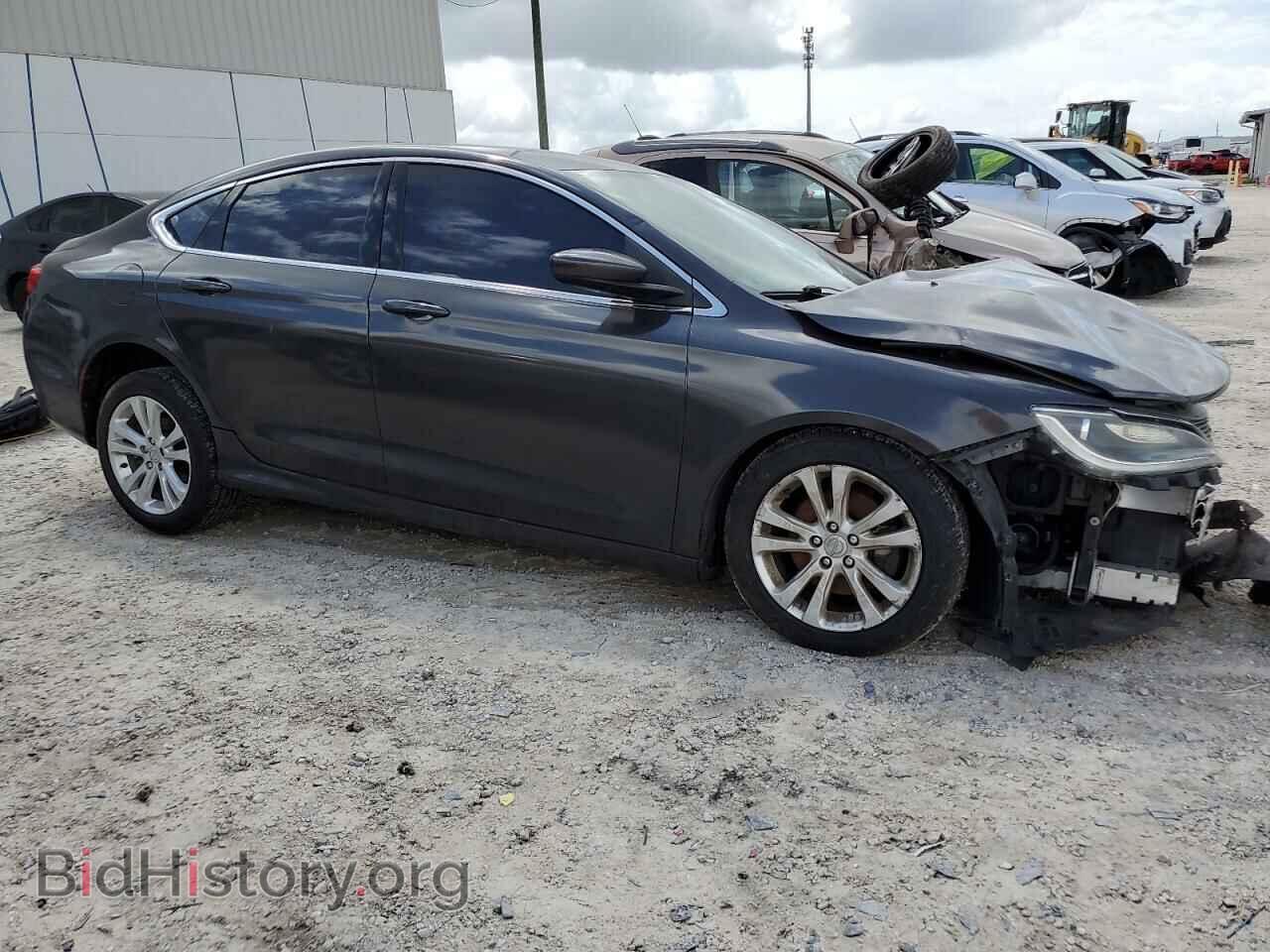2016 CHRYSLER 200 - VIN: 1C3CCCAB1GN111552 - Фото 4