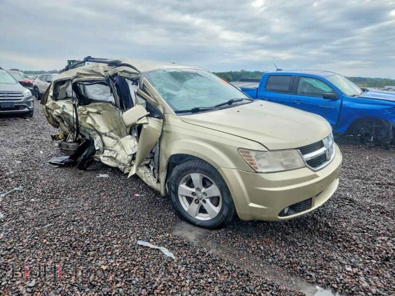 2010 Dodge JOURNEY (VIN 3D4PG5FV8AT180636) — photo 4 of 12