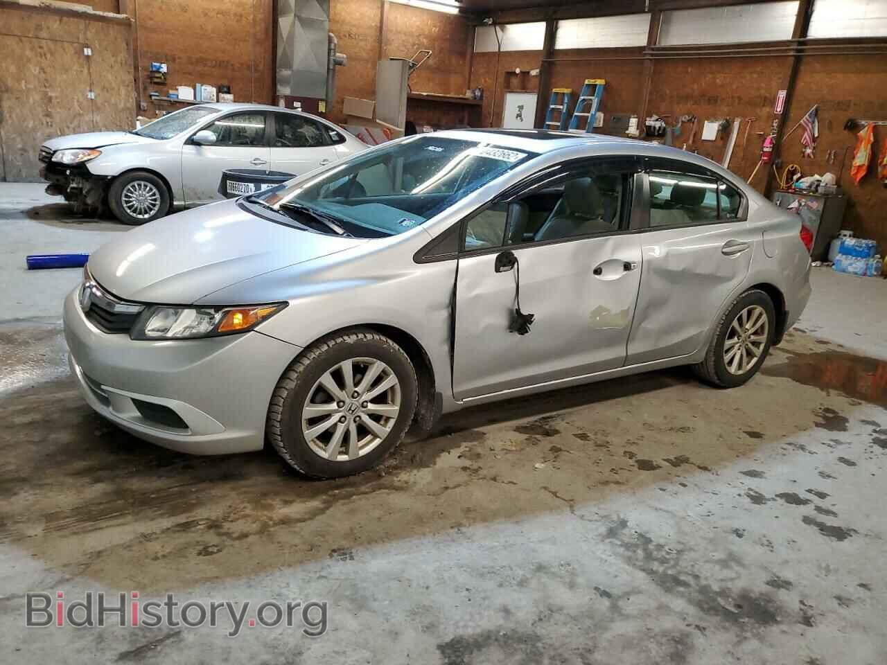 Фотография 19XFB2F90CE318282 - HONDA CIVIC 2012
