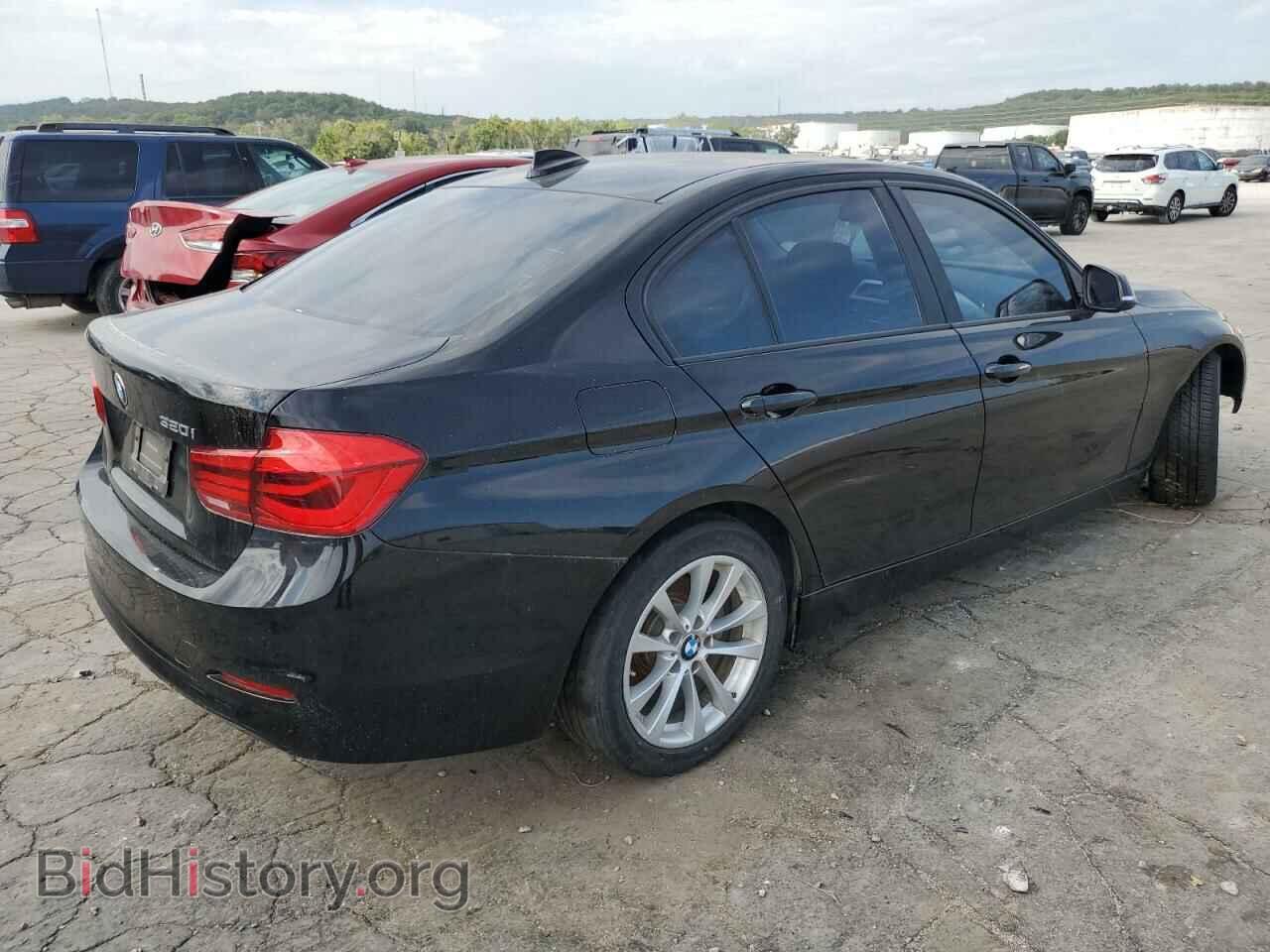 2016 BMW 3 SERIES - VIN: WBA8E1G57GNU11286 - Фото 3