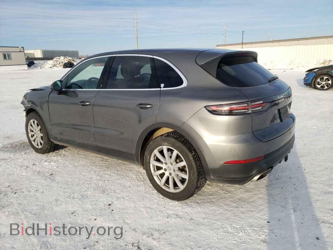 2020 PORSCHE CAYENNE - VIN: WP1AA2AY7LDA00154 - Photo 2