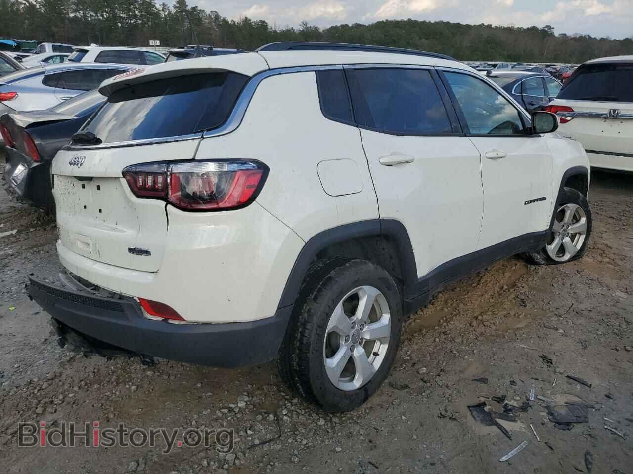 2018 JEEP COMPASS - VIN: 3C4NJDBB6JT366560 - Фото 3