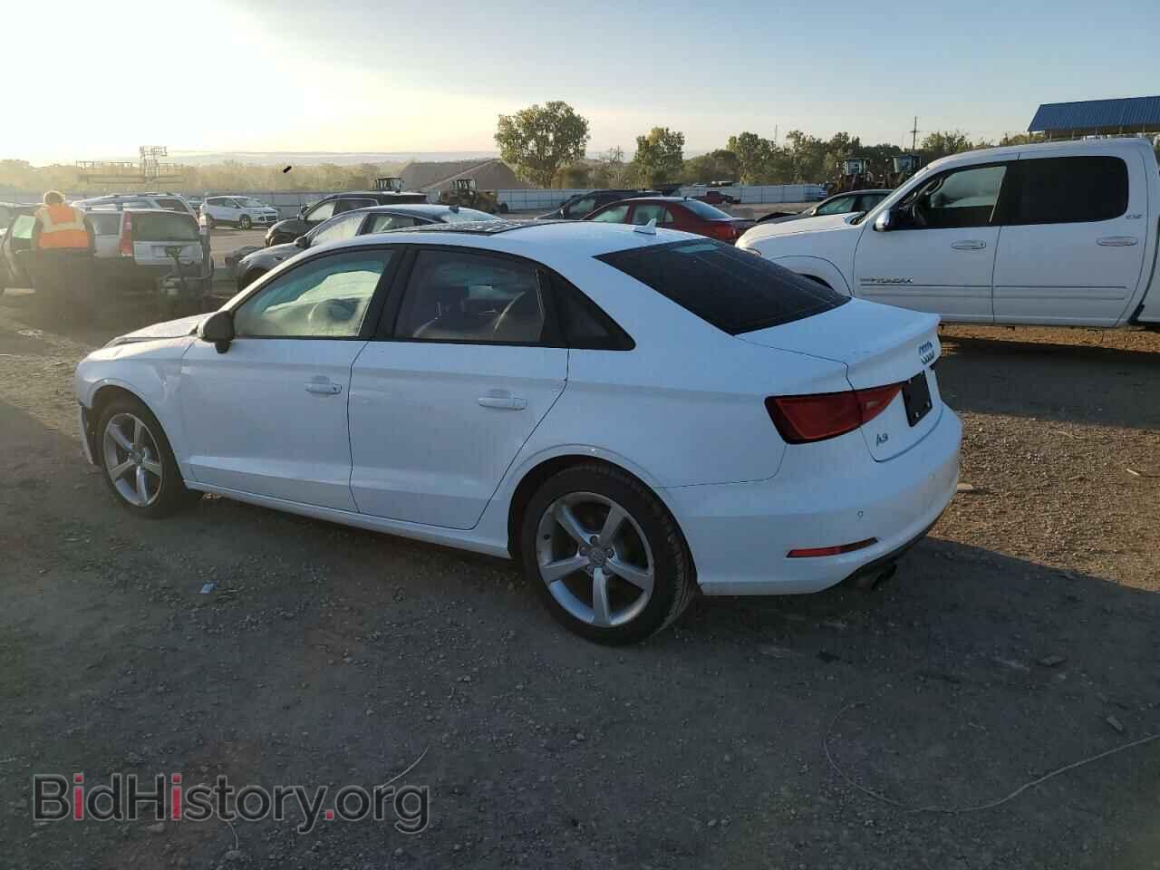 2016 AUDI A3 - VIN: WAUA7GFF2G1032812 - Фото 2