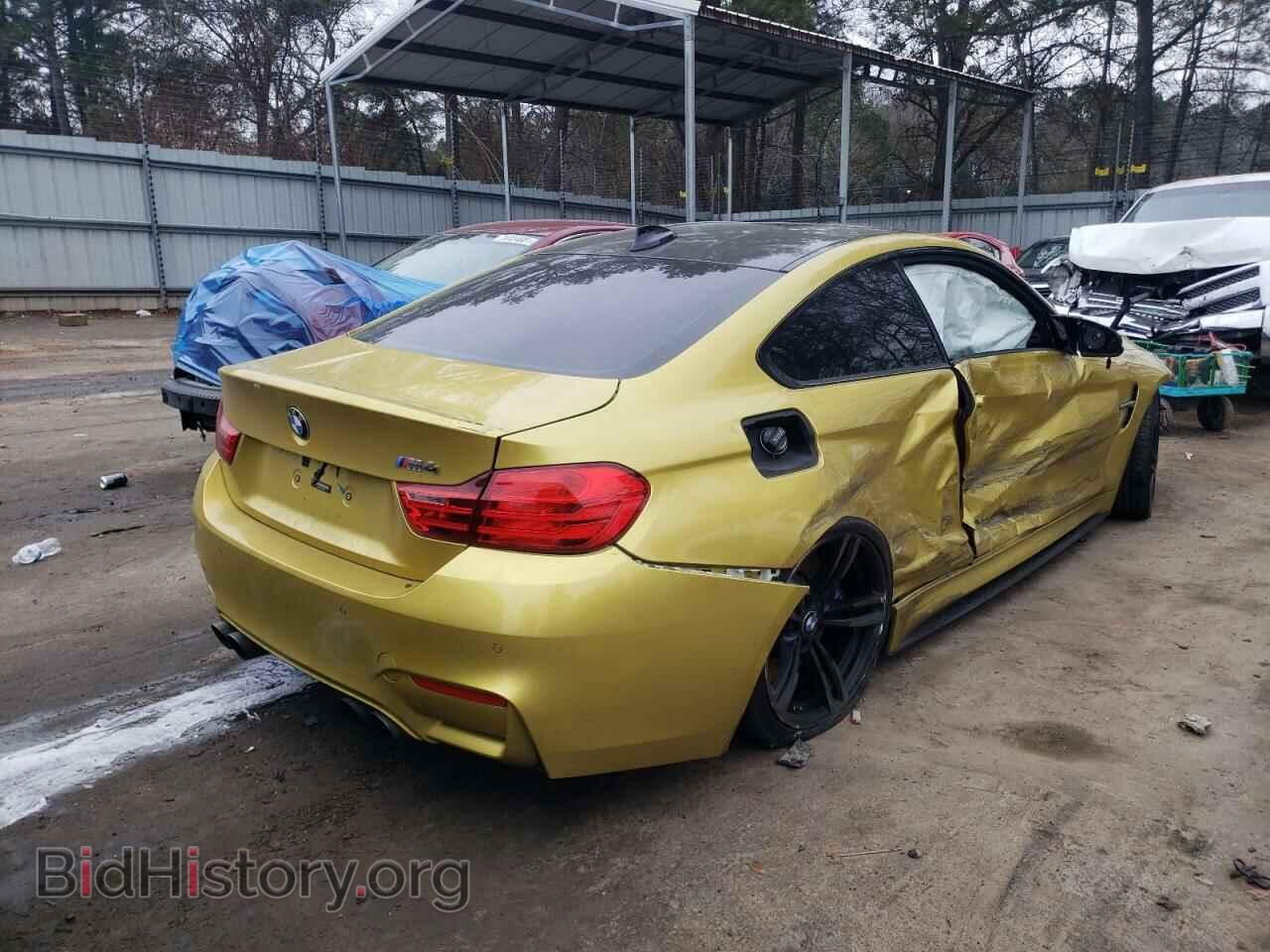 2015 BMW M4 - VIN: WBS3R9C56FK332884 - Фото 4