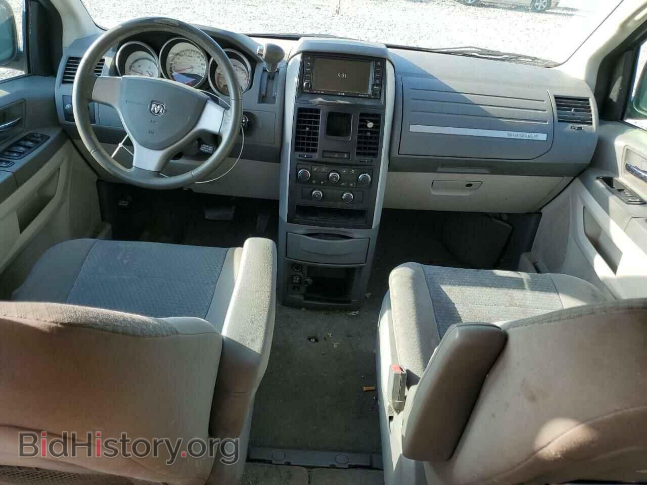 2010 DODGE CARAVAN - VIN: 2D4RN3D17AR384883 - Photo 8