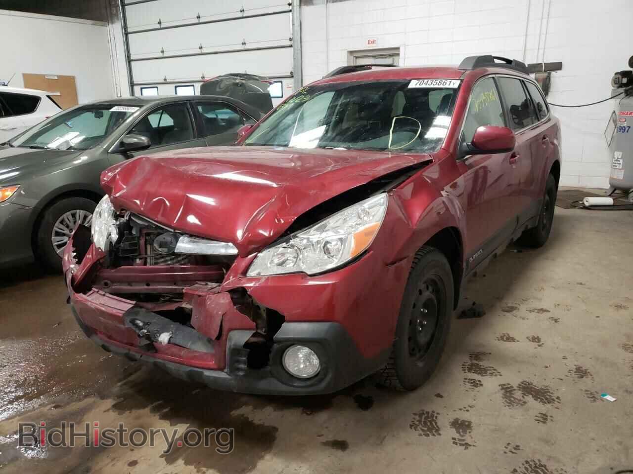 2014 SUBARU OUTBACK - VIN: 4S4BRCCC6E3213543 - Фото 2