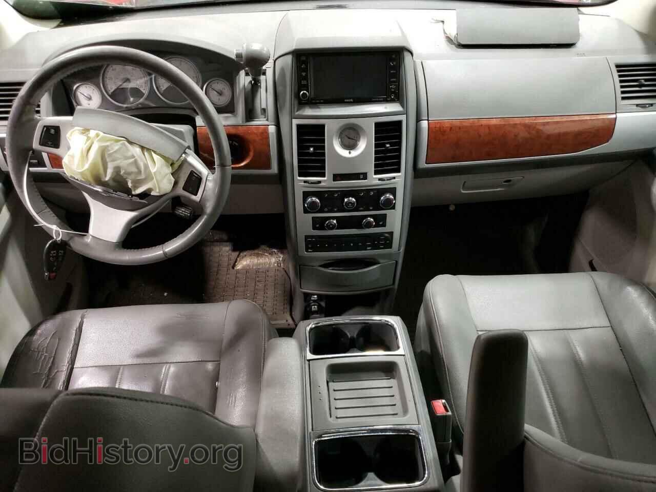 2008 CHRYSLER MINIVAN - VIN: 2A8HR54P38R792748 - Фото 8