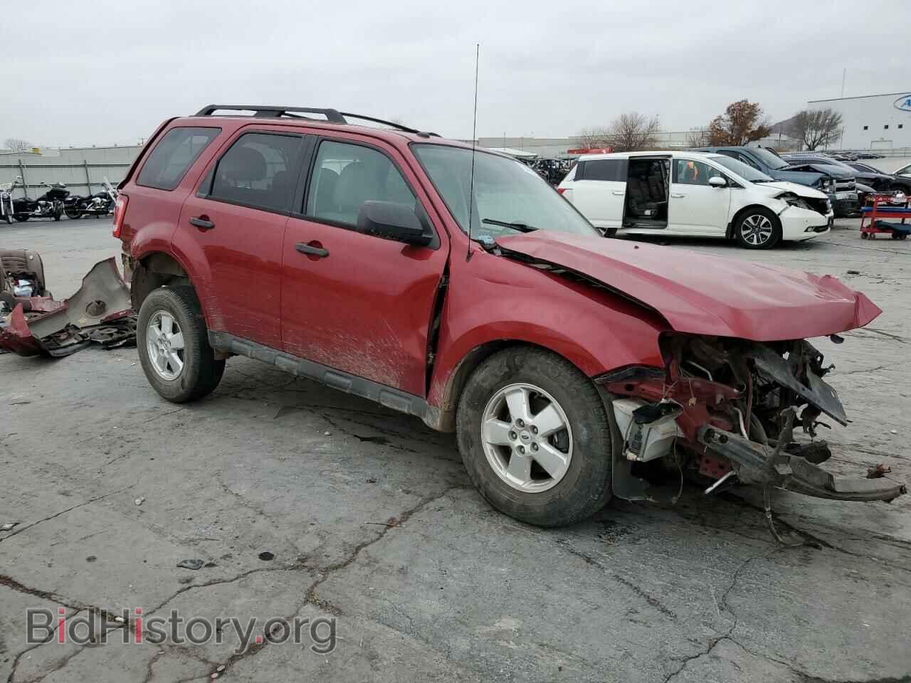 2011 FORD ESCAPE - VIN: 1FMCU0DG3BKA43825 - Фото 4