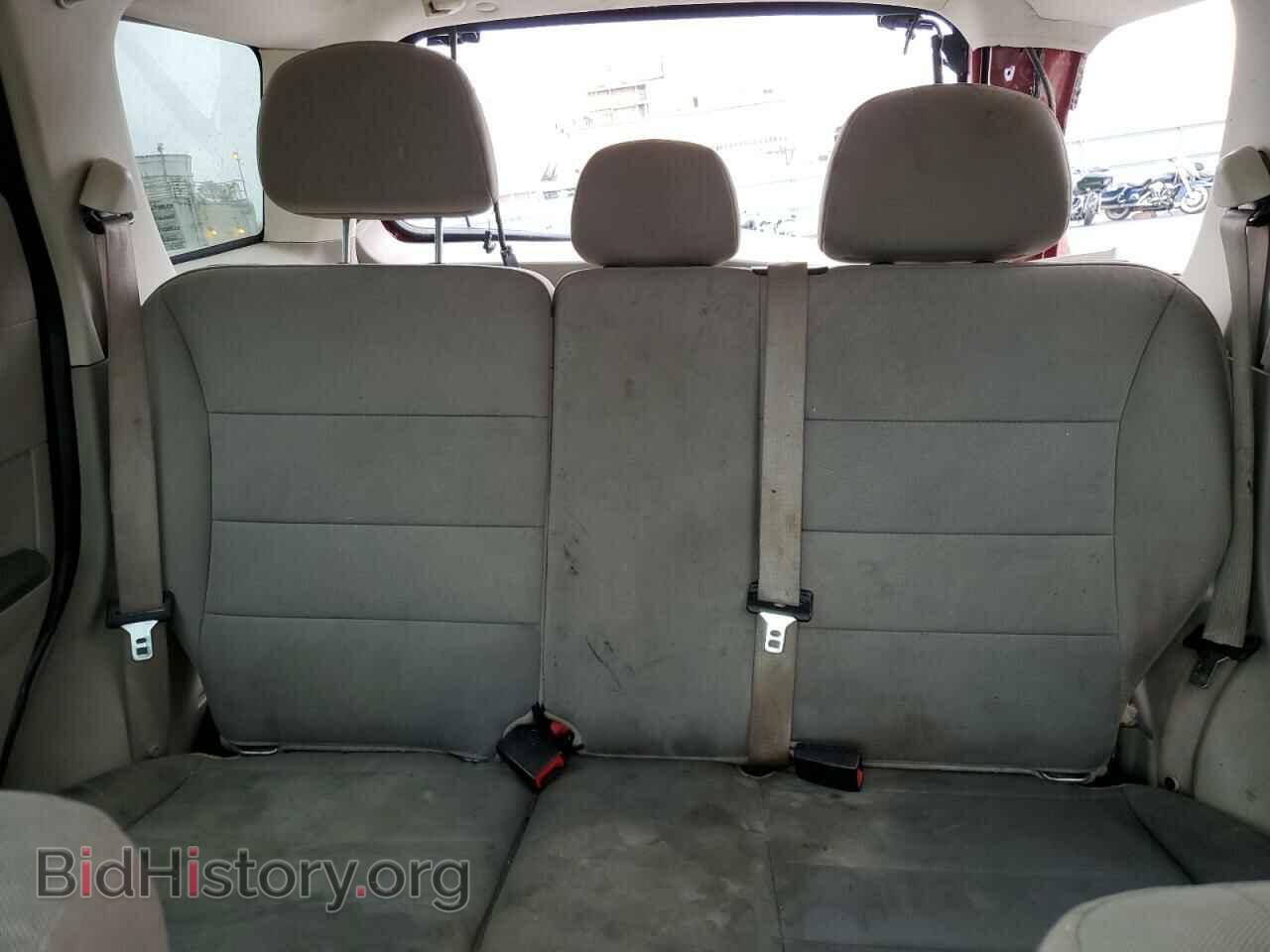 2011 FORD ESCAPE - VIN: 1FMCU0DG3BKA43825 - Фото 10