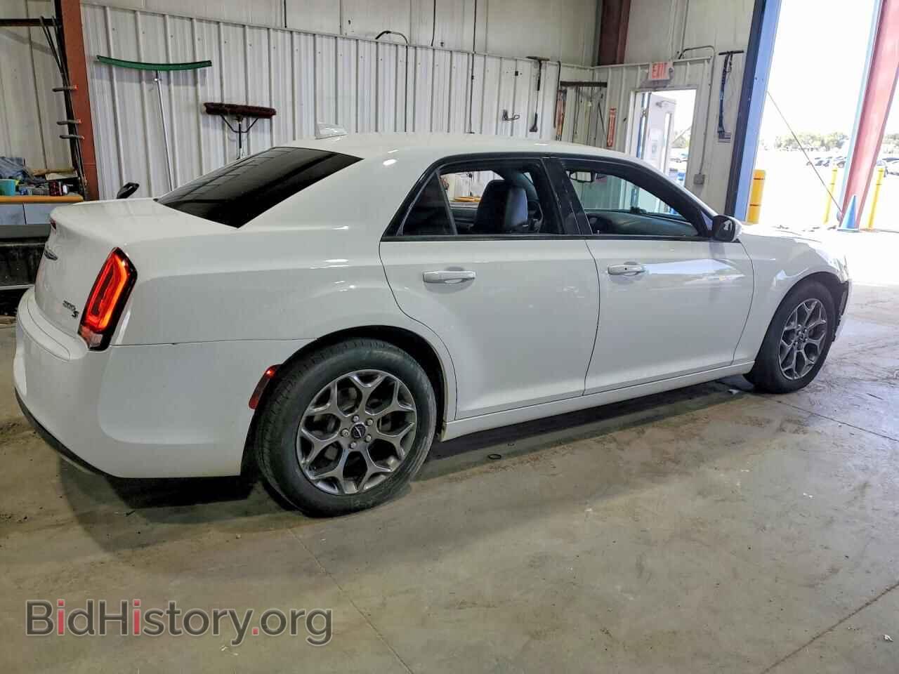 2016 Chrysler 300 (VIN 2C3CCAGG7GH191567) — photo 3 of 14