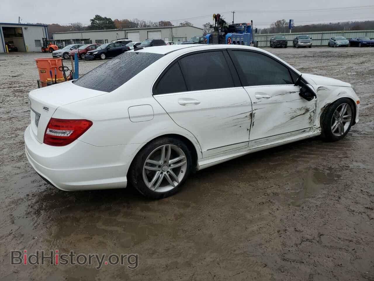 2014 MERCEDES-BENZ C-CLASS - VIN: WDDGF4HB9EA933526 - Фото 3