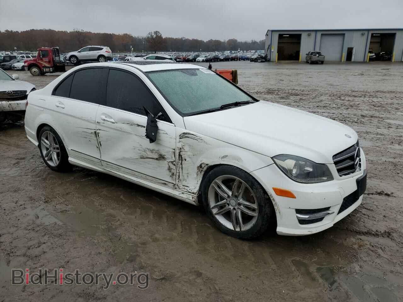 2014 MERCEDES-BENZ C-CLASS - VIN: WDDGF4HB9EA933526 - Фото 4