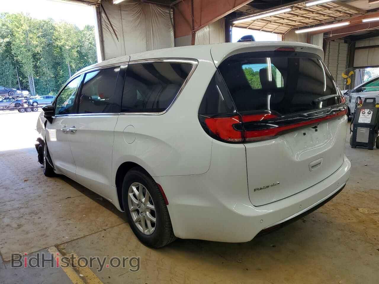 2027 CHRYSLER PACIFICA - VIN: 2C4RC1BG4VR595317 - Photo 2