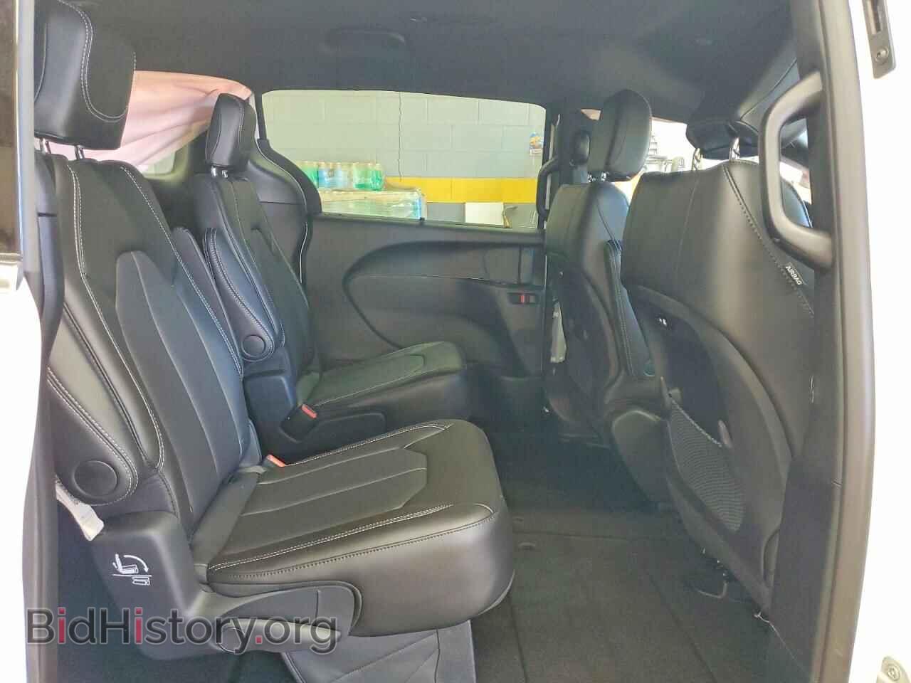2027 CHRYSLER PACIFICA - VIN: 2C4RC1BG4VR595317 - Photo 11