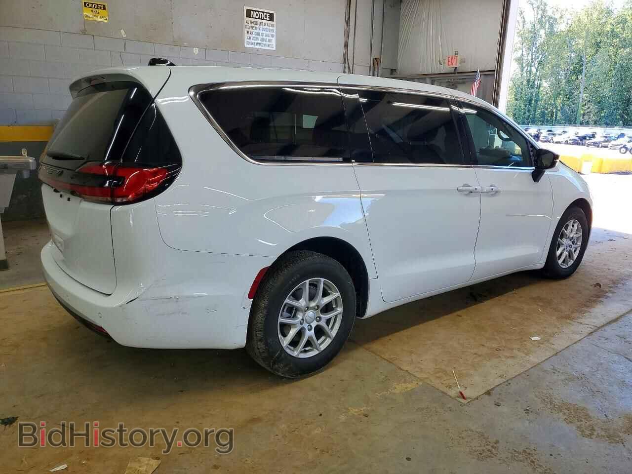 2027 CHRYSLER PACIFICA - VIN: 2C4RC1BG4VR595317 - Photo 3