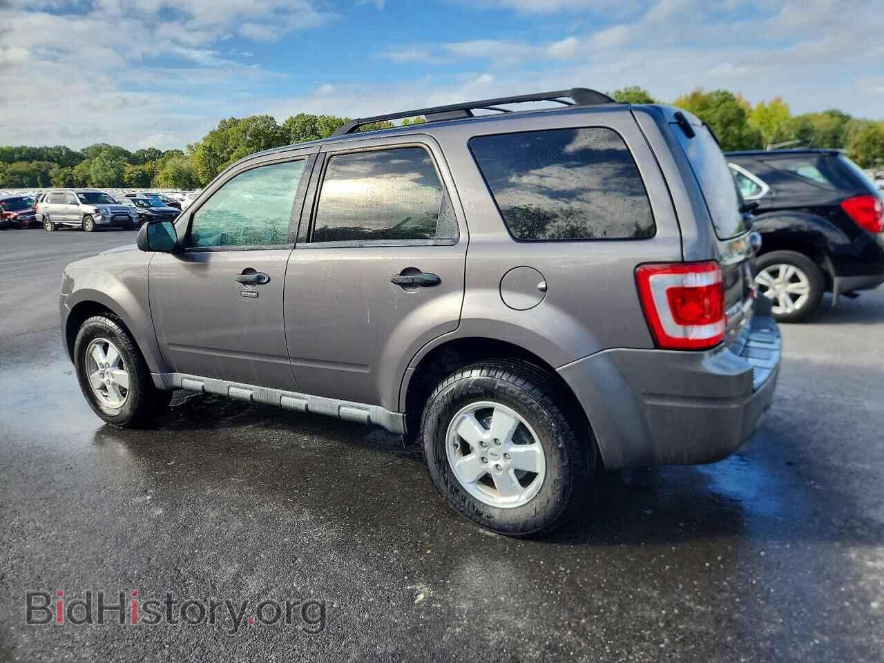 2011 FORD ESCAPE - VIN: 1FMCU9D70BKB43384 - Photo 2
