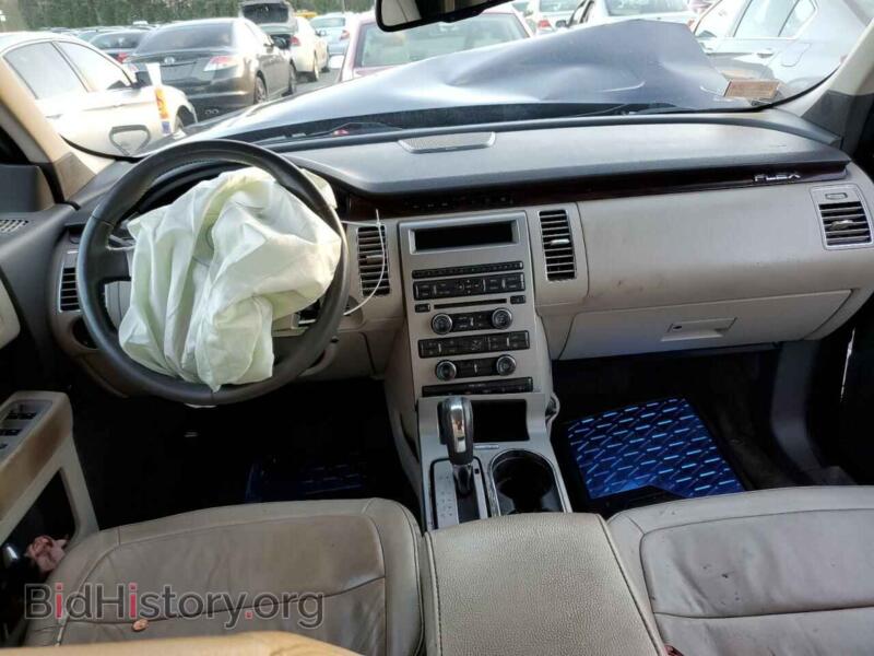 2011 Ford FLEX (VIN 2FMGK5CC4BBD34508) — photo 8 of 12