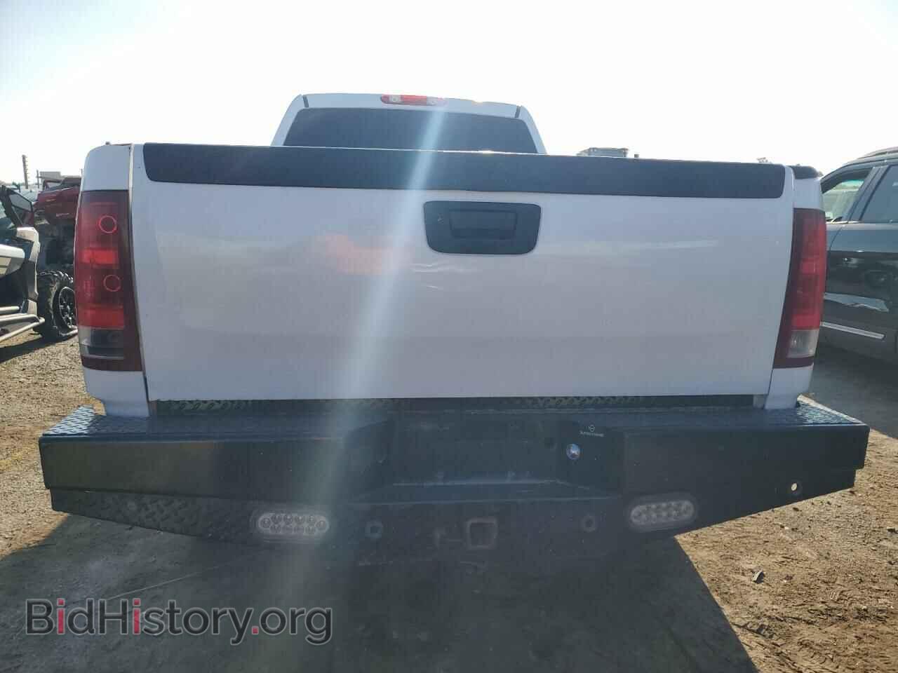 2011 GMC SIERRA - VIN: 1GT424C87BF201320 - Photo 6