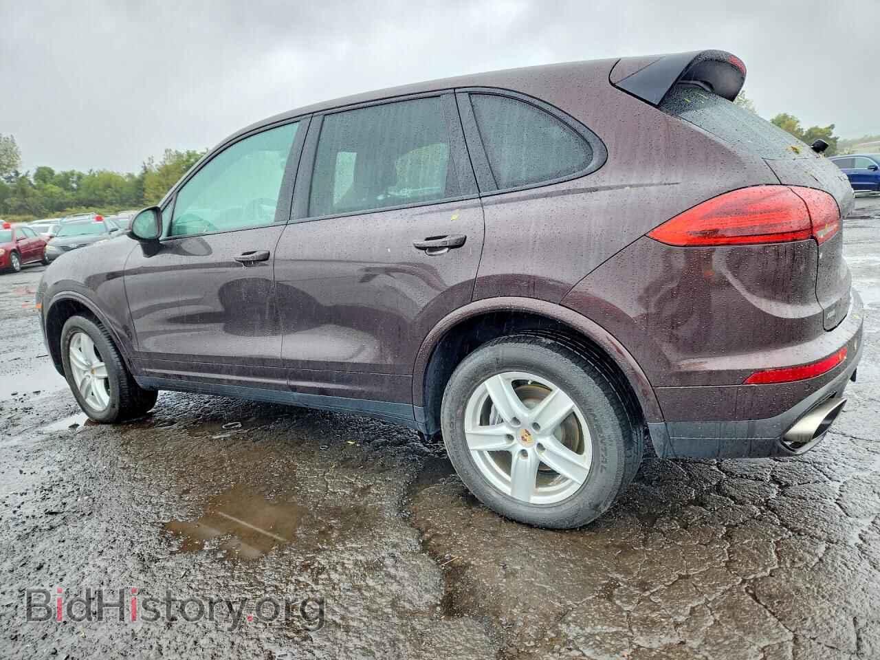2017 PORSCHE CAYENNE - VIN: WP1AA2A25HKA86692 - Photo 2