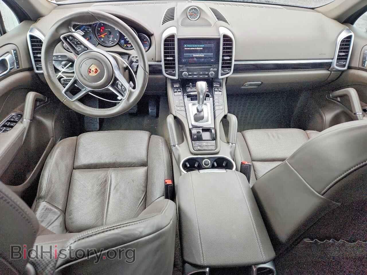 2017 PORSCHE CAYENNE - VIN: WP1AA2A25HKA86692 - Photo 8