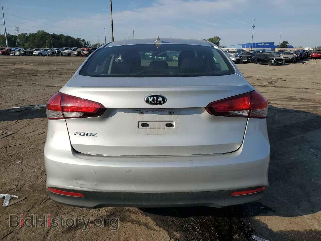 2017 KIA FORTE - VIN: 3KPFK4A77HE041915 - Фото 6