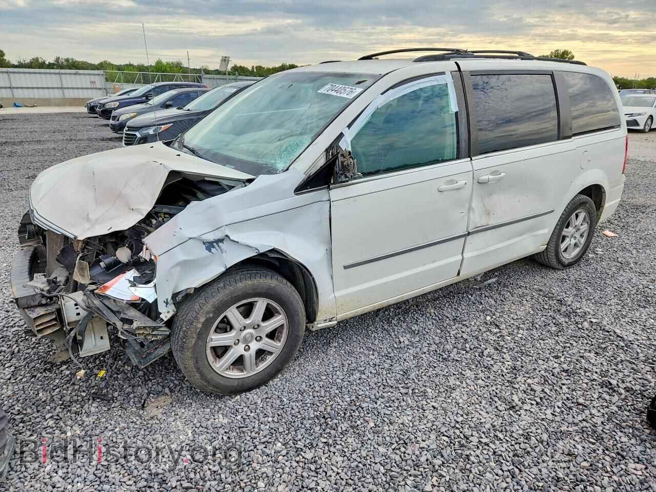 Photo 2A4RR5D13AR450739 - CHRYSLER MINIVAN 2010
