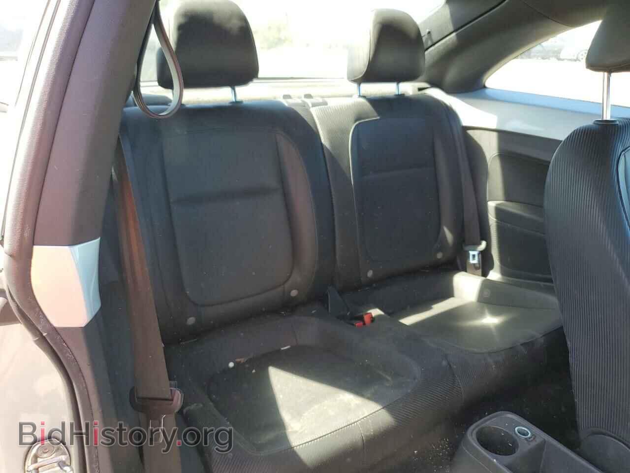 2012 VOLKSWAGEN BEETLE - VIN: 3VWJP7AT6CM636177 - Фото 10