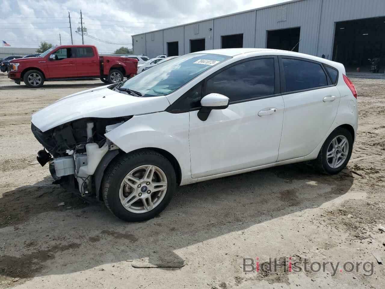 Photo 3FADP4EJ1KM145401 - FORD FIESTA 2019