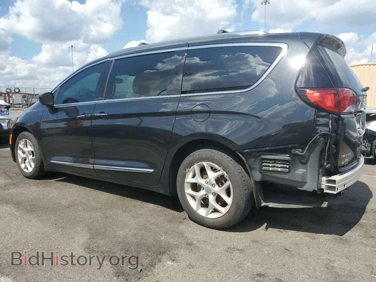 2017 CHRYSLER PACIFICA - VIN: 2C4RC1EG8HR627881 - Photo 2