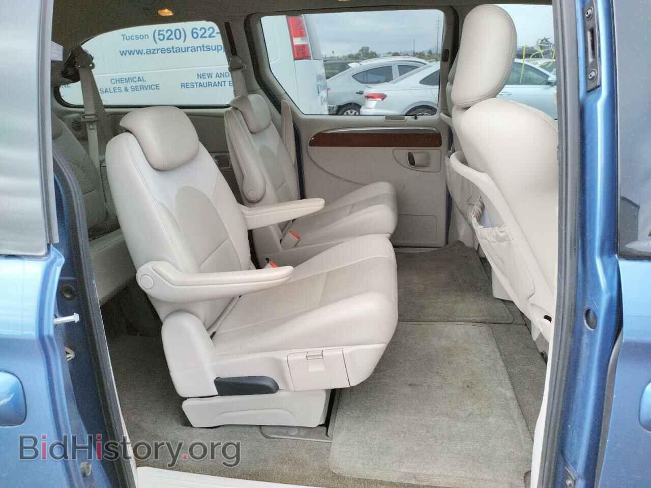 2007 CHRYSLER MINIVAN - VIN: 2A8GP64L57R325592 - Фото 6