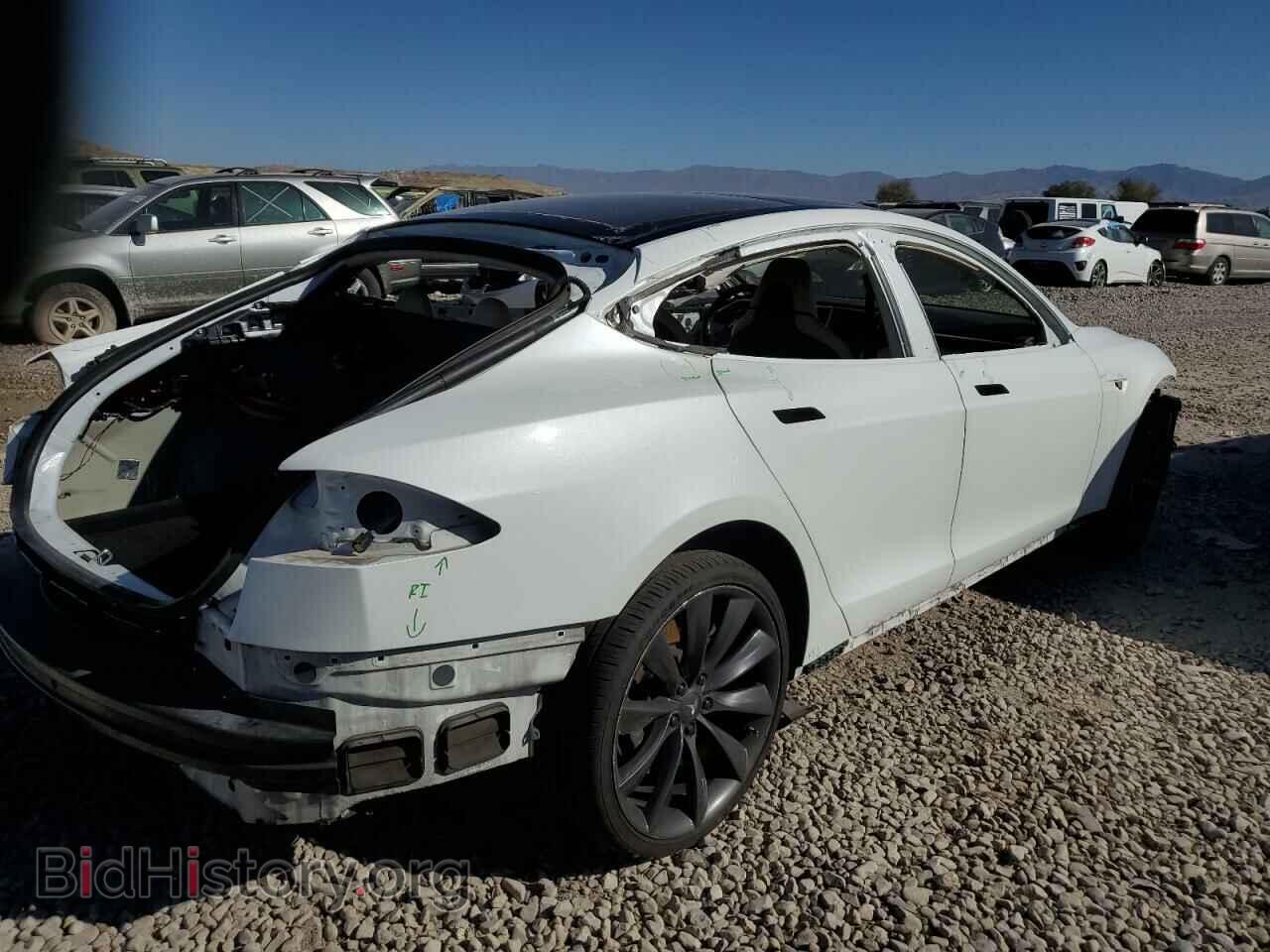 2013 TESLA MODEL S - VIN: 5YJSA1DP1DFP09885 - Photo 3
